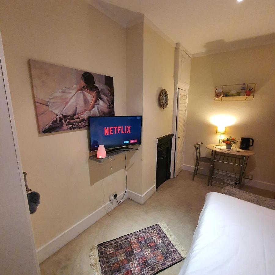 Monalisa Single Room Near Edgware Station Exterior foto